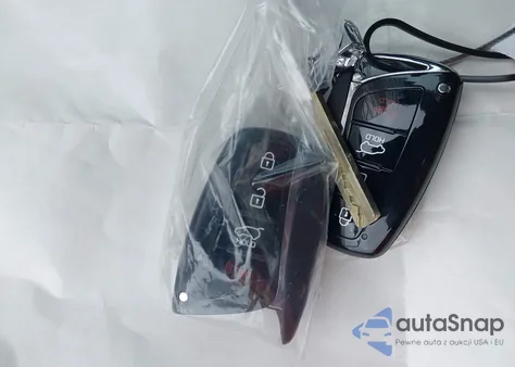 2016 Hyundai Santa Fe Se from USA, damaged, VIN KM8SR4HF9GU138715